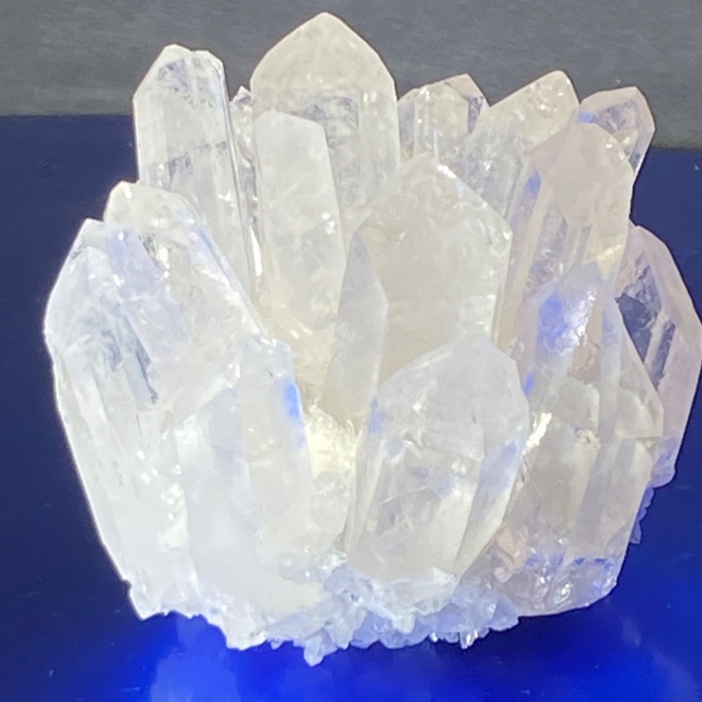 Clear Quarts cluster mineral  from Madagascar 429grams  3"x3 1/2" - Picture 7 of 7